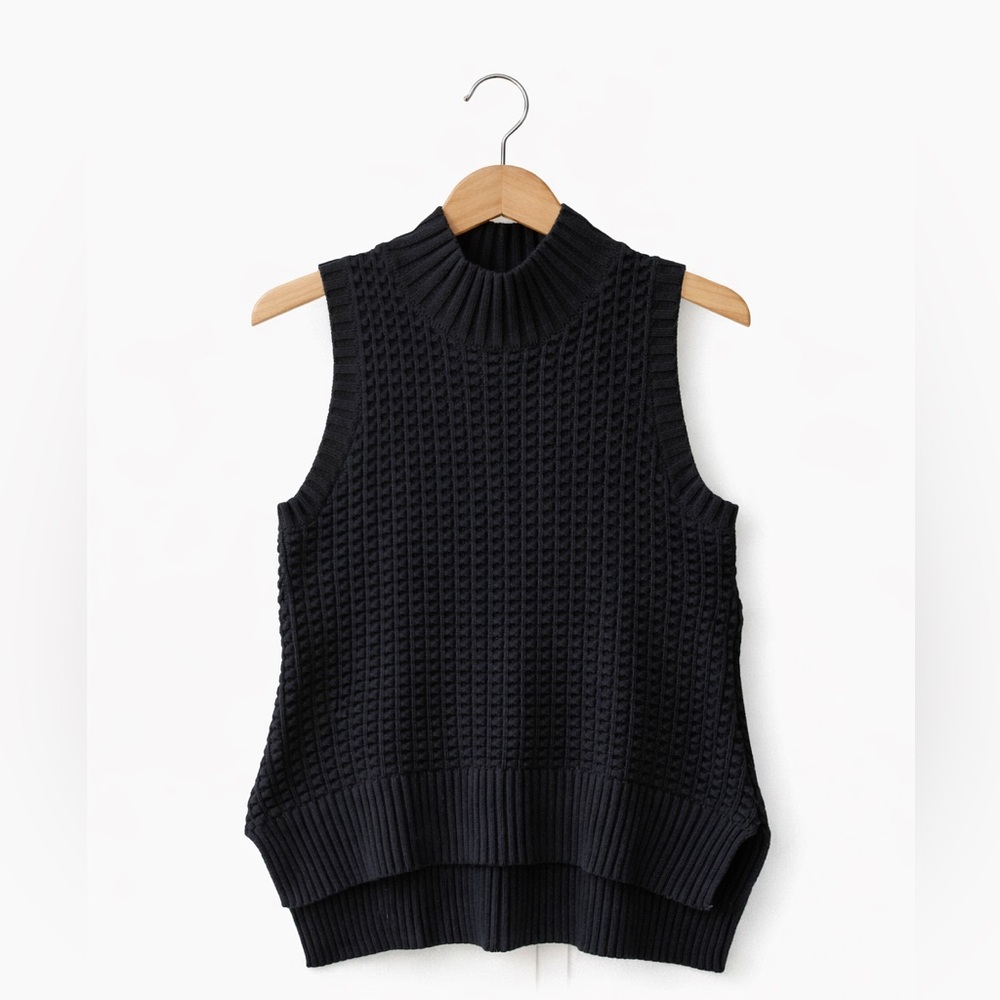 French Connection Black Sleeveless Turtleneck Sweater Minimalist Chic Knit Top M